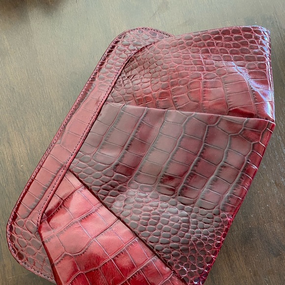 Lauren merkin red croc embossed leather clutch - Picture 3 of 5